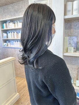 キャアリー(Caary) 福山caaryブルージュグレージュインナーカラーくびれレイヤー