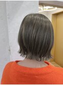 ブリーチなし透明感オリーブグレージュ切りっぱなしボブ【中居】