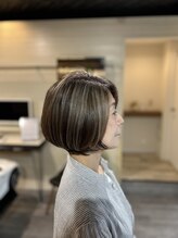 アンプヘアー 二条店(unpeu hair)&nbsp;ショートカット/白髪ぼかしハイライト/イルミナカラー/京都/二条