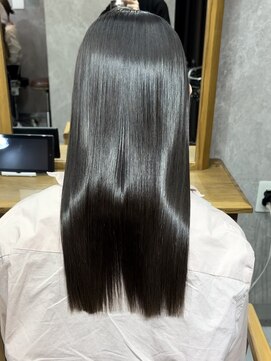 コローレ(Colore) 【鹿児島・天文館】【髪質改善・縮毛矯正】