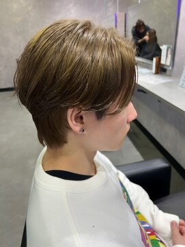 メゾンセブンルックス 宇都宮簗瀬店(Maison 7LOOKS) メンズミルクティーベージュ