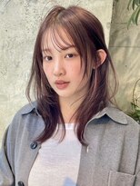 エイチ(H)&nbsp;xカット/イメチェン/ホワイトブロンド/外ハネボブ/美髪/