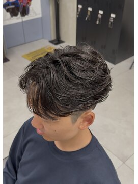 バジー バイ ディーアンドティー(Buzzy by D&T) フェザーパーマ!