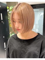 ヨーク(YOKE)&nbsp;【YOKE】ホワイトブロンドミルクティーベージュ金髪ボブ