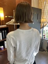 チャプター 問屋町(chapter)&nbsp;ケアブリーチベージュカラー切りっぱなしミニボブ