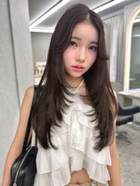 ボタン ハカタ(VOTAN hakata) 市野瀬裕奈/レイヤーカット/センター分け/暗めカラー/博多福岡