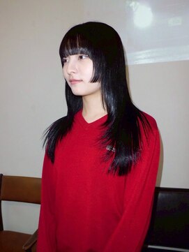 切りっぱなし似合わせカット大人可愛い前髪カットロングヘア