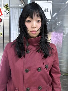 ノラ シブヤ(NORA) ★ギザバングアシメバングハッシュカット黒髪レイヤーカット