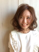 ベニヤボンドストリート(Beniya BOND STREET) 大人ガーリー×かきあげバング×ベージュ×ボブショート