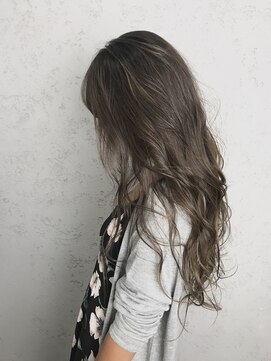 プライズ アイリス 池袋東口店(prize Iris) イルミナカラー ヌーキッドで抜け感バレイヤージュ 池袋