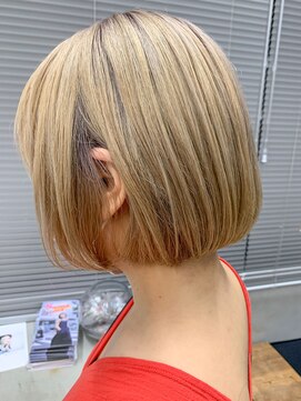 テトヘアー(teto hair) ブロンド、ホワイトブロンド、ブロンドベージュ