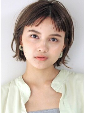 サーカス バイ ビュートリアム 青山(CIRCUS by BEAUTRIUM) 手入れ簡単 透け感カラー 小顔 ボブ 外ハネ ミニボブ