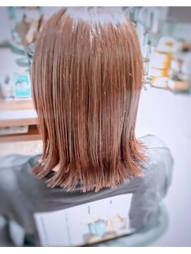 アース 国立店(HAIR&MAKE EARTH) 外ハネピンクアッシュ