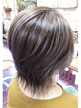 サロンドノア(Salon de NoA) ウルフカット