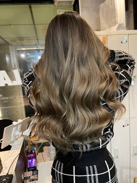 ラフ 難波店(LAFF) #黒髪#ボブルフ#ネビージュ#小顔#ワンレン