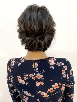 アメリ(AMELIE) ギブソンタックアレンジ