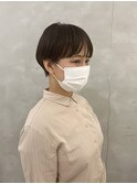 耳掛けタイトマッシュショート