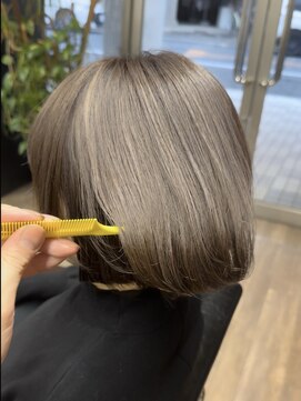 ヴィフ 大船(VIF) ハイライトカラー/ケアブリーチ/ダブルカラークール/フェミニン