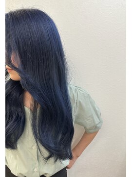 リノショアーズ 元町店(RINOSHORES) ゆるふわロングレイヤーダブルカラーダークネイビーブルー系
