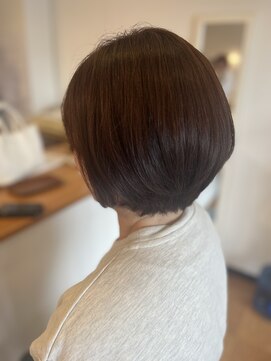 ヘアーコンセプト(HAIR CONCEPT) まとまる大人ショート