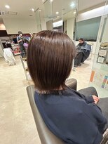 エヌアンドエーコンティ(N&A CONTi)&nbsp;外ハネくびれヘア 髪質改善Trと艶髪ブラウンヘア