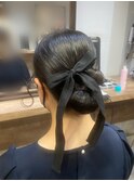タイトめリボンヘア