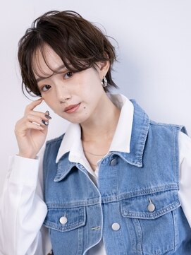 ファルベ(Farbe) ホワイトグレージュミニウルフデジタルパーマチェリーブラウン