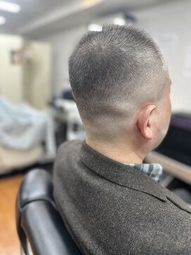 理容 一の宮 百草店 ベリーショート、スキンフェード