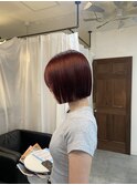 深みレッド×パツっとライン＝最強おしゃれボブ