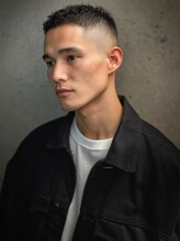 バーバーヘアもお任せ《フェードカット/スキンフェード》スタイリッシュで男らしさを出したい方にオススメ