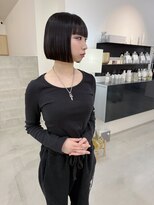 ザワン(the one .)&nbsp;【the one.】暗髪のモードなミニボブ　-TANAKA-