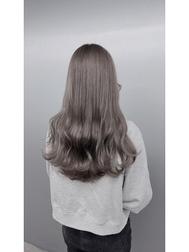 サイ アオヤマ(sai AOYAMA) シルバーグレージュ
