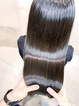 アンド ストーリーズ(&STORIES) 髪質改善イルミナカラーストレート艶髪ハイトーンカラー