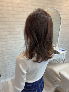 マーリャヘアー(mallia hair) くびれ外ハネセミロング