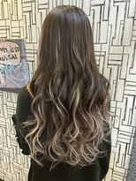 イヴァン アンド リズ 奈良店(IVAn & LIZ) プルエクステでグラデーション