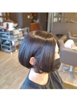 メルジュール(MelJour)&nbsp;ショートボブ暗髪【METEOカラー】
