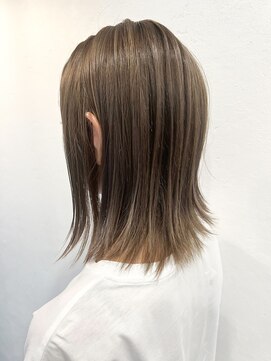 ソポアイナ(sopo aina) 外ハネスタイル