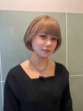 エマン(AIMANT) 韓国ボブ×ハイトーンベージュ