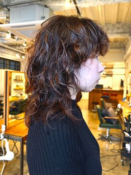 アミリ 代官山(AmiLi) デザインカラー/オリーブベージュ/ウエットヘア【代官山】