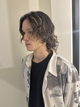 ユニコ(unico) ブリーチハイライト/ウルフ/メンズパーマ