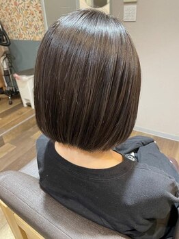 シー 浜松三方原店(She)の写真/透明感とツヤの出る【艶カラー（白髪染め）】が好評◎白髪ぼかし・ハイライトも対応可能なのでご相談下さい