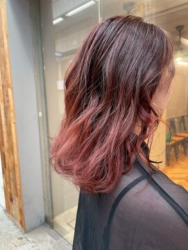 レンネ(Renee) チェリーレッドグラデーションカラー×ミディアム