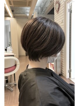 アンラヴェスト(AN LOVEST mashup hs) 襟足スッキリショート/白髪ぼかし☆☆