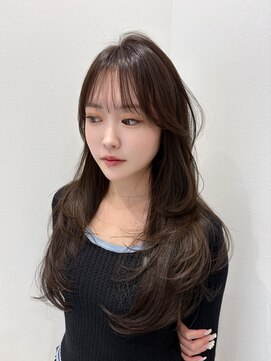 コアレス キョウト(COALESS kyoto) 韓国ヘア/レイヤーカット/顔まわりカット/Instagram @ken__gucci