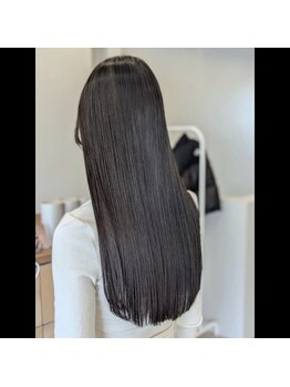ティエラ(TIERA)の写真/髪質改善サロンで経験を積んだスタイリストも在籍！髪質やクセ、うねりなどお悩みに合わせて施術します。