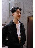 大人ストリートスタイルメンズウェーブパーマセンターパート