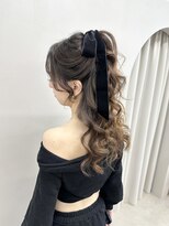 ソリン(Solin')&nbsp;高めハーフアップ