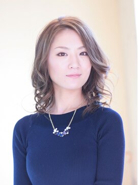 シーエイプヘアー(sh-ape hair) 上品大人ミディ