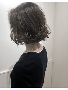 ネオリーブ クタ 町田店(Neolive kuta) 【町田neolivekuta117】ショートボブ×ダークアッシュ