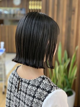クオリス 上板橋店(QUALIS) ボブ/ミニボブ/ショートボブ/ワンレン 黒髪/ツヤ髪切りっぱなし